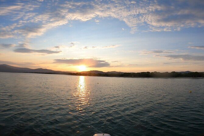 Athens, Nea Makri: Guided Small Group Snorkeling Boat Excursion - Who should book (and who might hesitate)