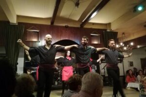 Athens Night Sightseeing Tour with Greek Dinner Show - Getting Started: Amalia Hotel Pickup and a Real 8:00 pm Departure
