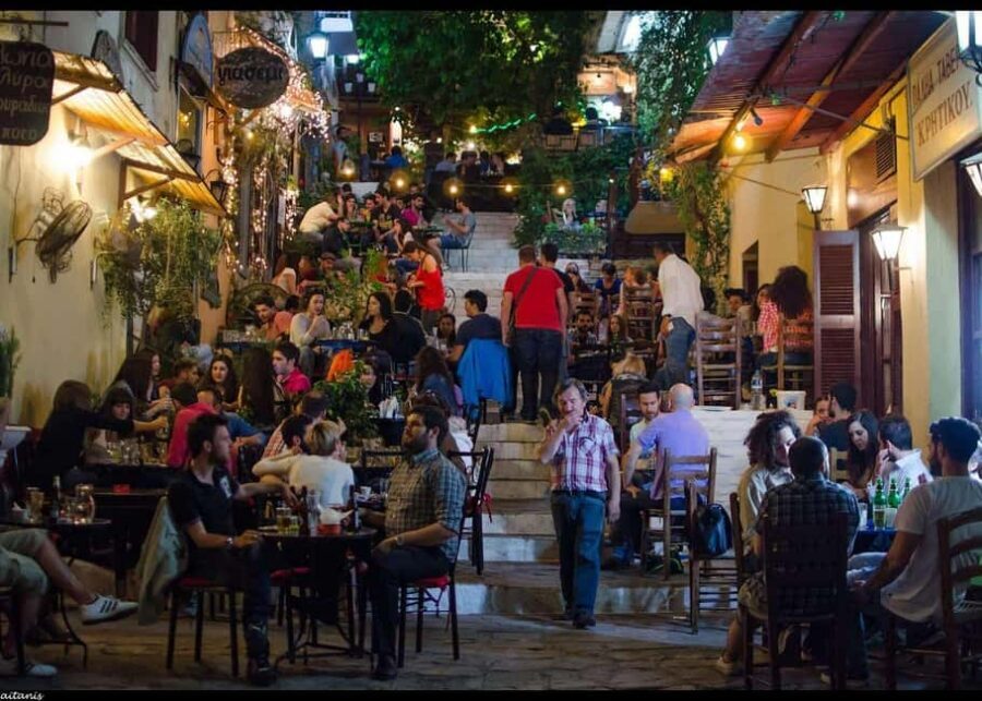 Athens: Night Walking Tour with Local Guide - Getting your bearings on Ermou Street and the Metropolitan Church