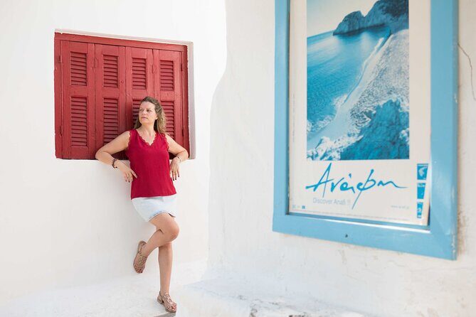 Athens Old City Private Photoshoot Tour/ 3hours - Anafiotika for 30 minutes: Greek island mood inside Athens