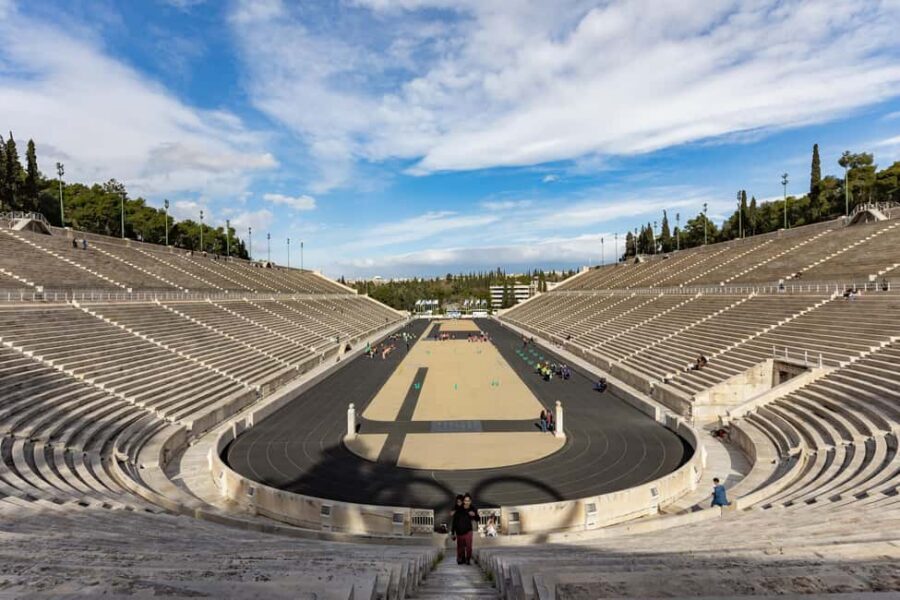 Athens: Olympic Games Workout Session - Zappeion to the Garden-Side Warm-Up: Learning While You Move