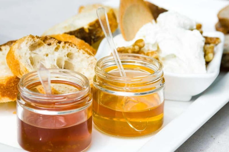 Athens: Premium Greek Honey Tasting - Reading the flavors from pine to chestnut
