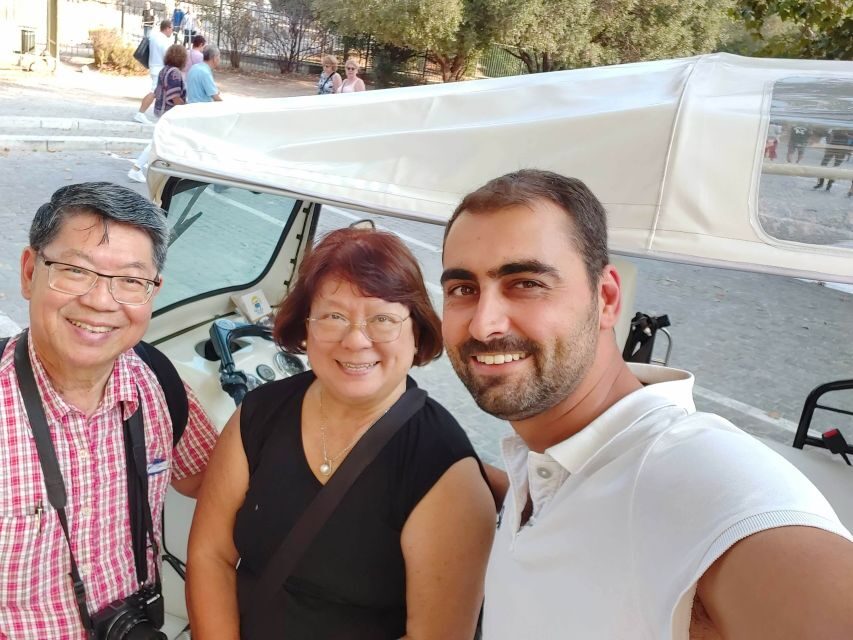 Athens: Private 3-Hour City Tour on Eco-Friendly Tuk Tuk - Thissio and Monastiraki at the end: flea market energy included