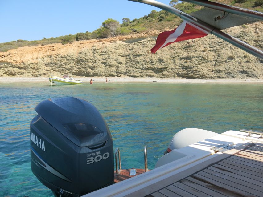 Athens: Private Cruise with Snorkeling and Swimming - Who will get the most from the $371 price