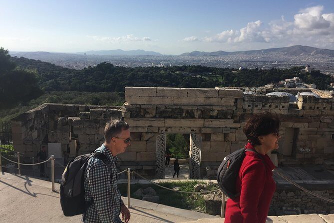 Athens Private Guided Tour: Acropolis, Parthenon and Museum - Stop 3: Acropolis Museum, the Building and the Stories Under Glass