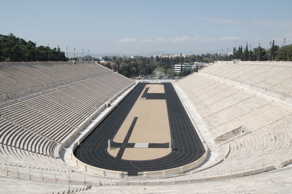 Athens: Private Tour with Acropolis Skip-the-Line Entry - Syntagma Square, the palace, and the changing guard