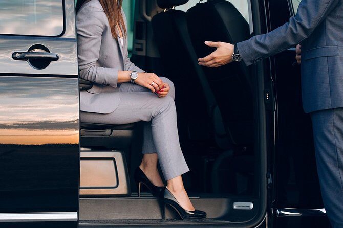 Athens Private Transfer: Central Athens to Piraeus Cruise Port - A driver who helps you think like a port passenger