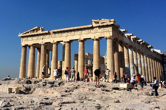 Athens Private Walking Tour: Acropolis monuments, Plaka and local food - The food plan: how souvlaki and loukoumades fit the day
