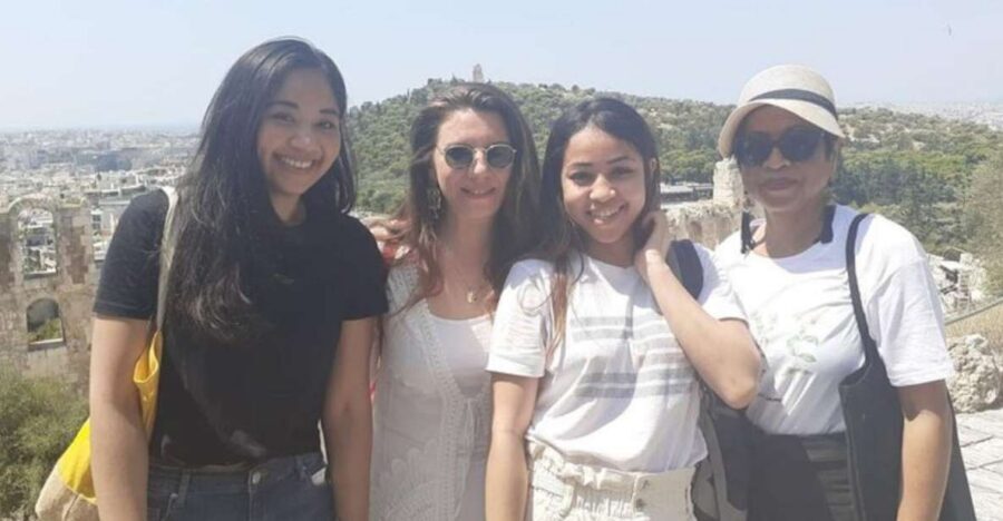 Athens : Private Walking Tour With A Guide ( Private Tour ) - Getting oriented with a private guide (and why it saves time)