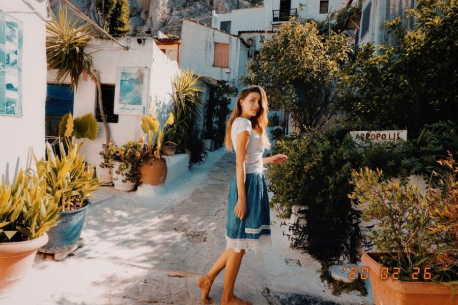 Athens: Professional photoshoot at Anafiotika Village - Key highlights to know before you go