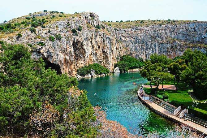 Athens Riviera: Poseidon Temple, Springs & Lake Vouliagmeni Tour - Lake Vouliagmeni and the gentle wellness hour