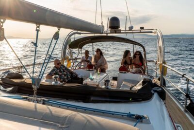 Athens Riviera: Private daily sailing cruise with lunch - The route to Ydrousa Island and the first swim