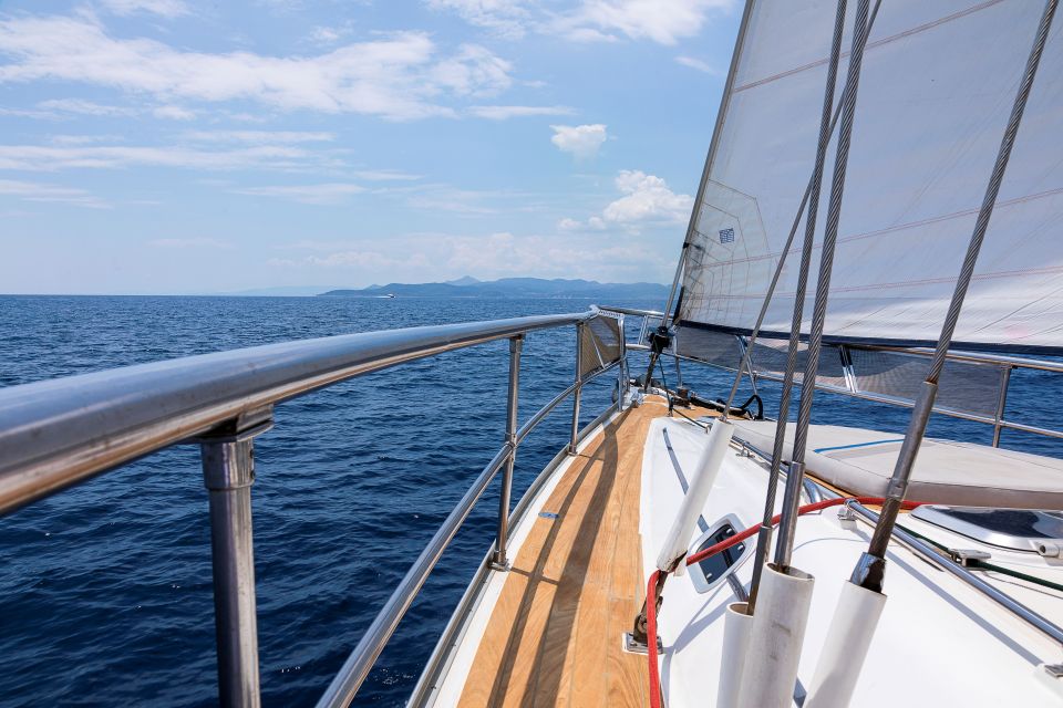 Athens Riviera: Private daily sailing cruise with lunch - What the private format really adds