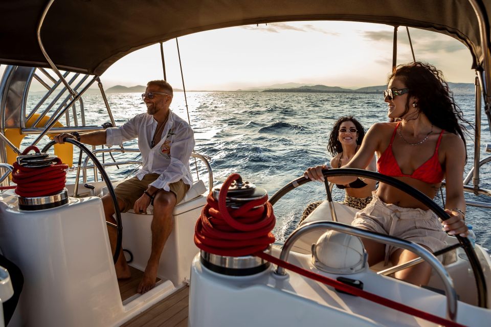 Athens Riviera: Private daily sailing cruise with lunch - Who will enjoy this cruise most