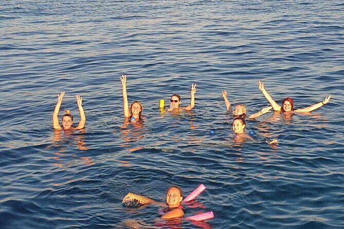 Athens Riviera Private Sail Catamaran with Meal and Wine - Snorkeling gear and SUP on the Aegean: how to use the included fun