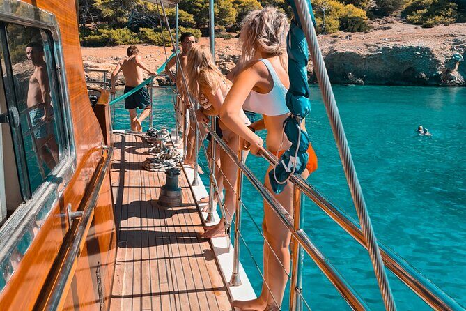 Athens Riviera Sunset Cruise with Snacks and Drinks Included - Drinks and Snacks: Three Drinks Included, Plus the Food Pace