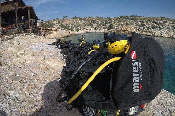 Athens Scuba Diving Experience for Certified Divers with Pickup - How the Extreme Divers pickup runs in Athens (and where you’ll meet)
