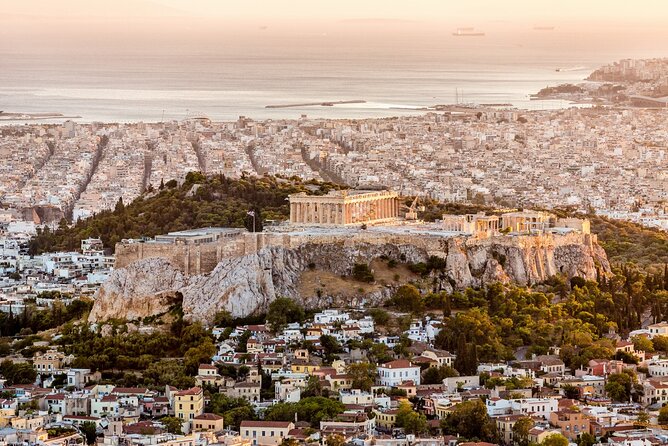 Athens sightseeing Spanish guided tour with Acropolis and museum - Hadrian’s Arch and the Temple of Olympian Zeus