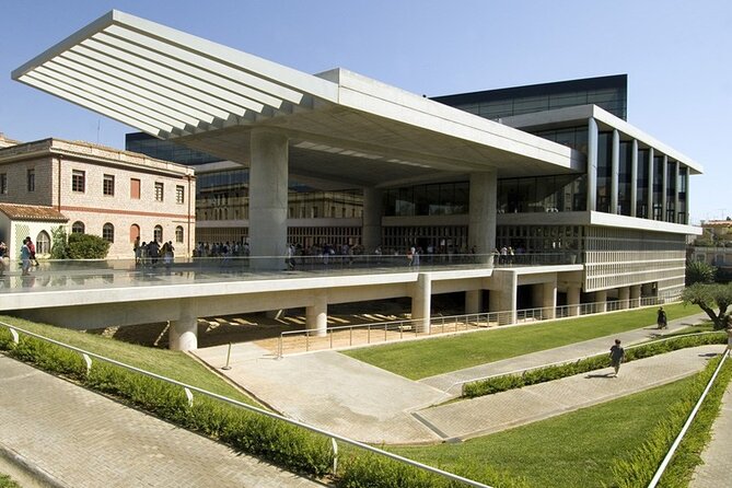 Athens sightseeing Spanish guided tour with Acropolis and museum - Two hours on the Acropolis