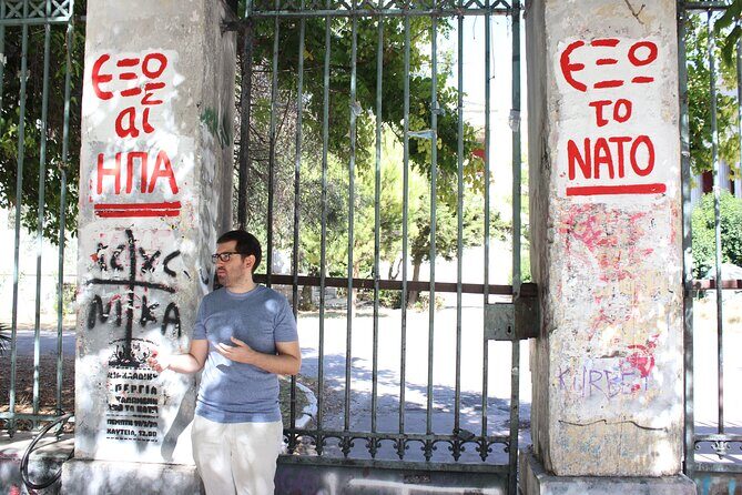 Athens Social and Political Walk - Maximos Mansion to the Presidential Palace: where power lives