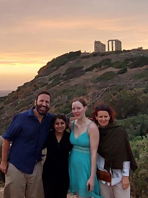 Athens: Sounio Poseidon Temple Athens Riviera Trip, Swimming - After the temple: local tavern time with real choices