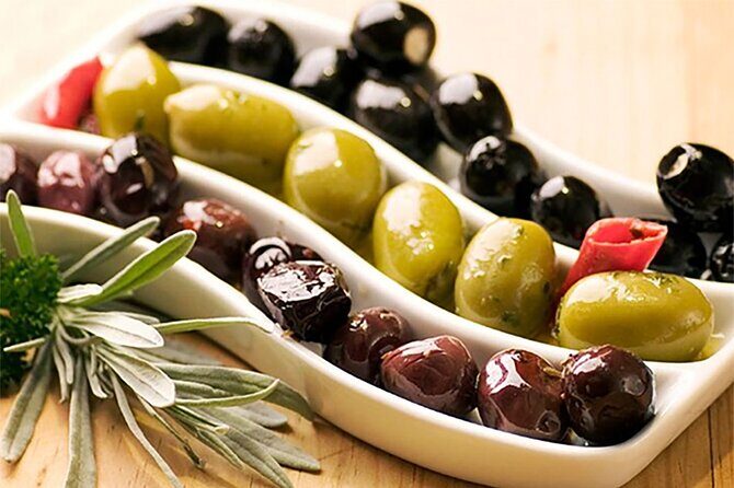 Athens Street Food Markets and Hidden Gems Experience - Who this tour is best for (and who might skip it)