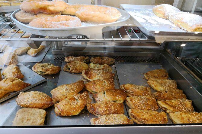 Athens Street Food Tour: Taste the best street food - The two-and-a-half-hour pace