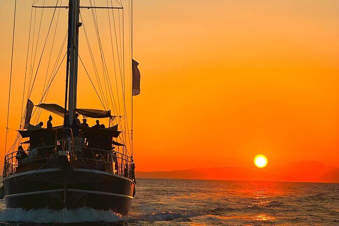 Athens Sunset Dinner Cruise – Swim Stop, Dinner & Open Bar - Key reasons this cruise is worth your time