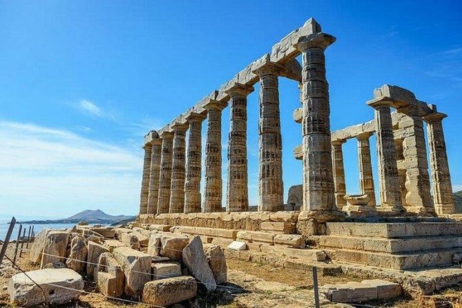 Athens Super Saver: City Sightseeing Tour and Half-Day Cape Sounion Trip plus Delphi Day Trip - Price and Logistics: Why €207 Can Be a Smart Shortcut