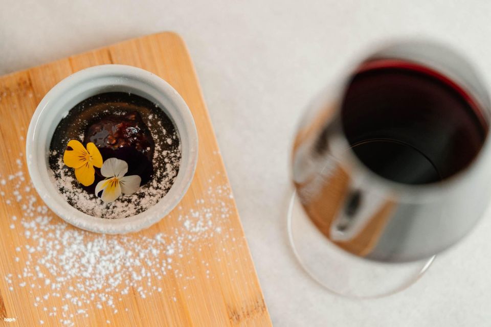 Athens: Tasting of 6 Wines from Kefalonia with Food Pairing - Why Kefalonia makes a good wine lesson in Athens
