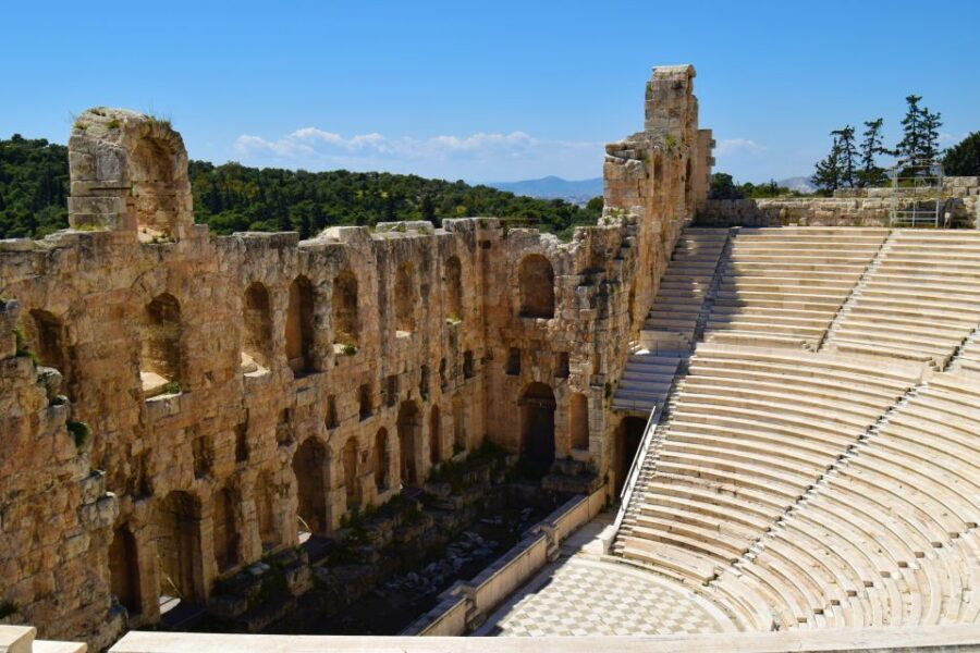Athens: The Acropolis and Acropolis Museum Tour in German - Acropolis Museum: the payoff of seeing originals up close