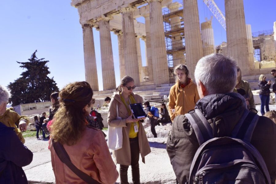 Athens: The Acropolis Guided Walking Tour in Dutch - Who should book this Acropolis tour in Dutch