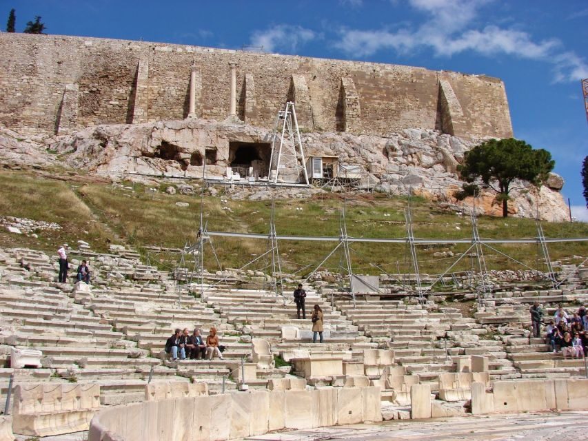 Athens: The Acropolis Walking Group Tour with a French Guide - Stop by stop: how the route explains Athens in 90 minutes
