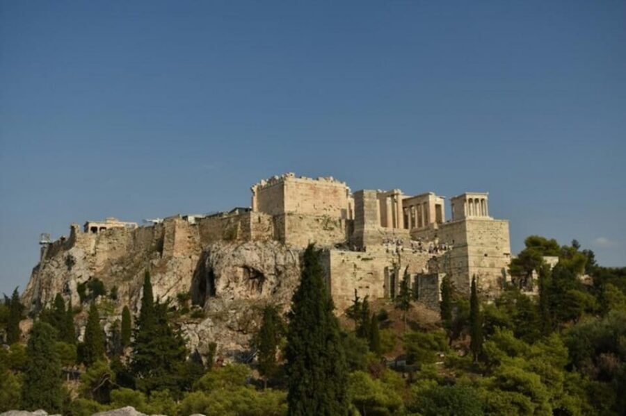 Athens: the Great Greek Philosophers Guided Tour in Spanish - How the Spanish guide makes it click