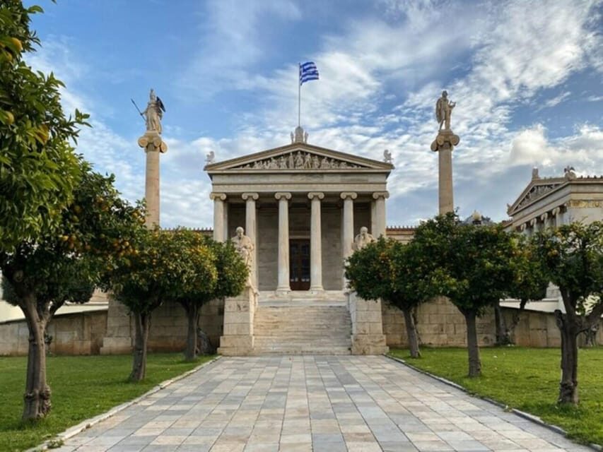 Athens: the Great Greek Philosophers Guided Tour in Spanish - Time and pacing: making 150 minutes work in Athens