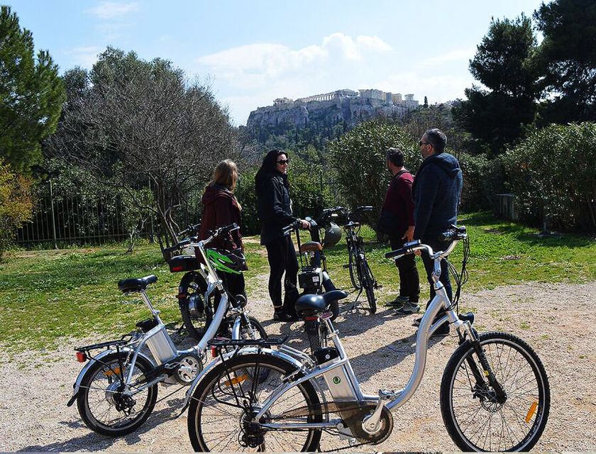 Athens tour with electric bicycle - Plaka, Thissio, and Monastiraki at street level