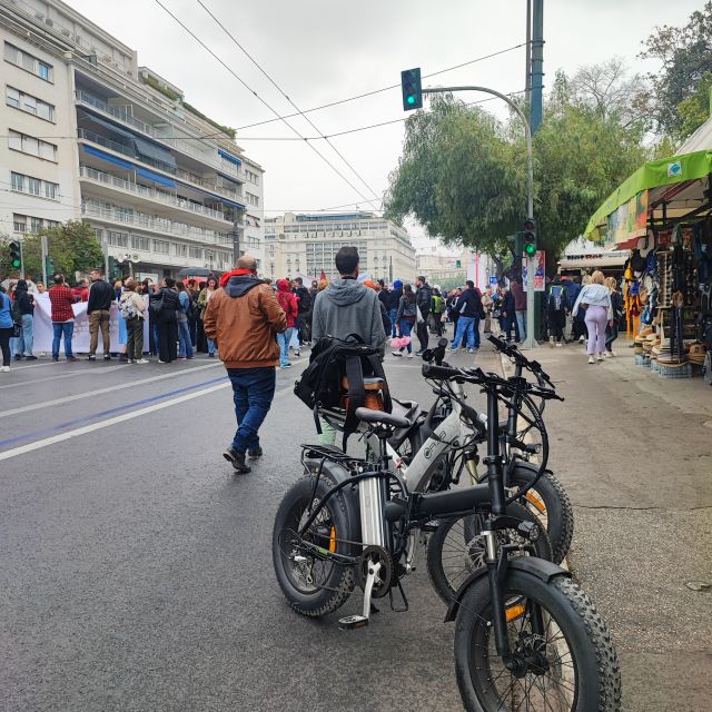 Athens tour with electric bicycle - Who will enjoy this ride most