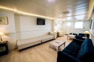 Athens: VIP Swimming Cruise to three islands - Pickup, timing, and how the day stays smooth