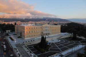 Athens Walking Tour With Skip The Line Of The Acropolis Ticket - From Syntagma Square to Plaka: a route that actually makes sense