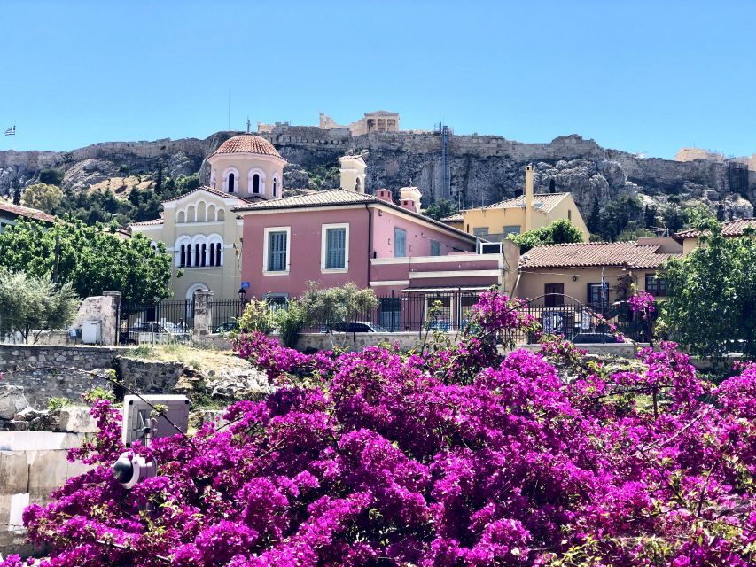 Athens:Acropolis - Historical Center Walking Tour in Spanish - A note on the guides and communication style