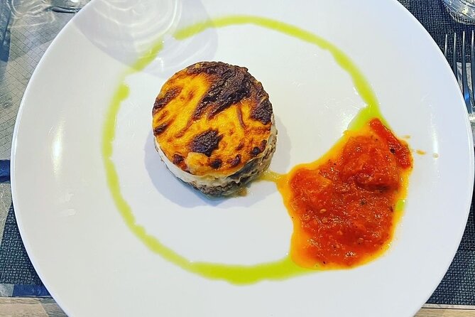 Authentic Greek food tapas and wine tasting - Cave village - Who will get the most from this food tour
