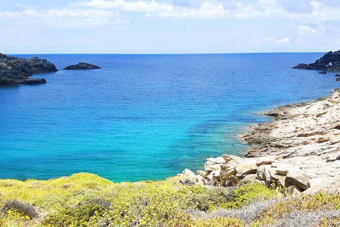 Authentic Mykonos bike tour - Tour Setup: Bikes, Helmets, Bandanas, and the E-Bike Option