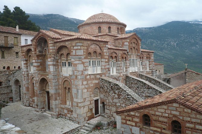 Award-Winning 2-Day Private Delphi & Meteora Tour - Four hours among Meteora’s monasteries