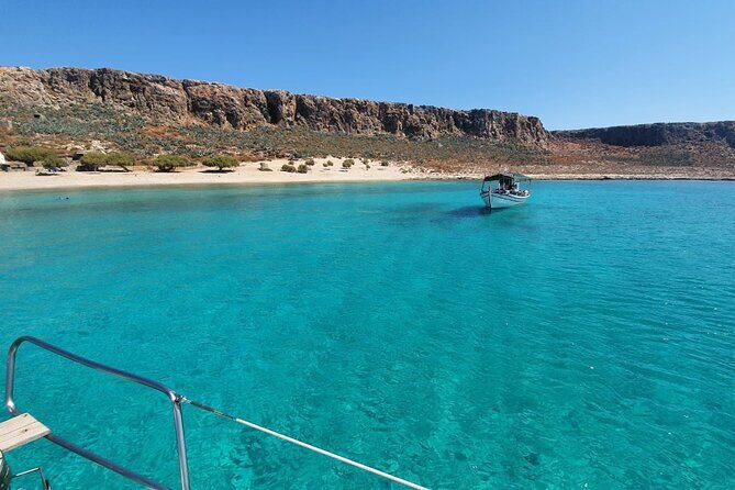 Balos Shared Catamaran Cruise (small groups up to 10 or 22ppl) - Food and drinks on board: lunch that actually improves the day