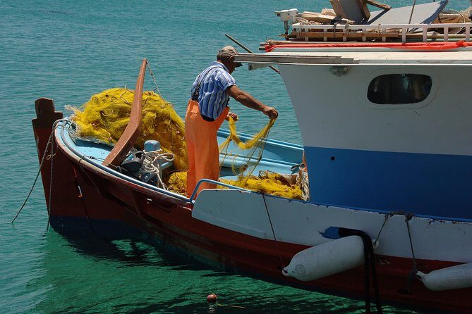 Best of Mykonos Island 4-Hour Private Tour - Mykonos Town on Foot: Windmills, Little Venice, and Pirate-Proof Streets