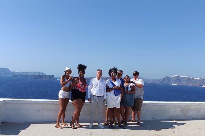 Best of Santorini: 3-hour Private Tour with a Local Guide - Oia for about an hour: the lanes, the views, and the pacing check