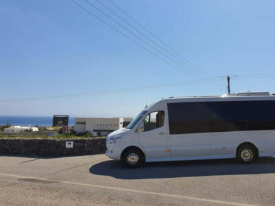 Best of Santorini Customized Private Tour - Caldera views and Santorini’s famous blue domes