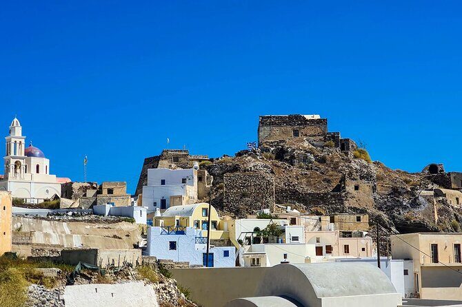 Best of Santorini in 4 Hours – Private Local Experience - Akrotiri Lighthouse: cliff edges and a calmer pace
