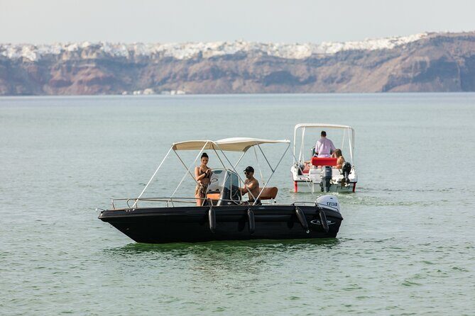 Boat Rental in Santorini License Free - Entering The Rules: The Safety Briefing and Safety Gear You Actually Get