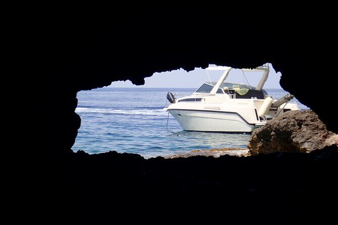 Boat Tour with Snorkeling in Kardamili - Mani - Kalogrias Beach freshwater springs: a different kind of water stop